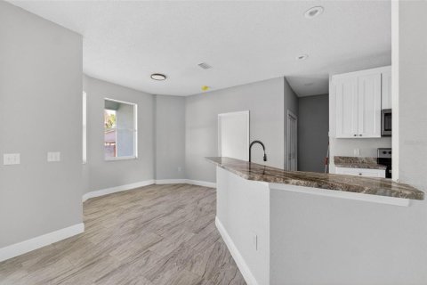Villa ou maison à vendre à Winter Haven, Floride: 4 chambres, 221.57 m2 № 2098020 - photo 22