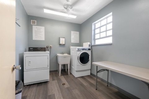 Купить кондоминиум в Корал-Спрингс, Флорида 3 комнаты, 69.68м2, № 2147380 - фото 12