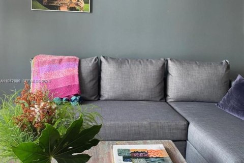 Copropriété à vendre à Miami, Floride: 1 chambre, 65.59 m2 № 2003979 - photo 2