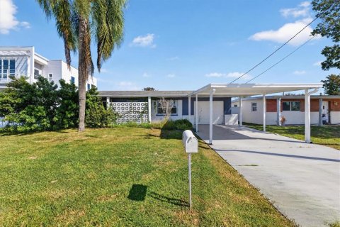 Villa ou maison à vendre à Hudson, Floride: 2 chambres, 111.85 m2 № 2433311 - photo 6