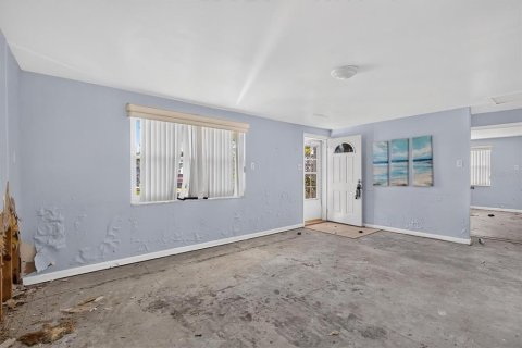 Villa ou maison à vendre à Hudson, Floride: 2 chambres, 111.85 m2 № 2433311 - photo 12