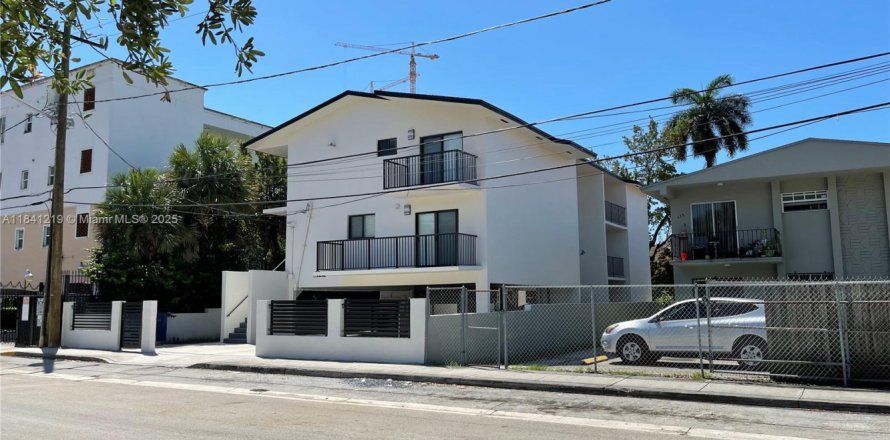 Appartement à Miami, Floride 2 chambres, 83.61 m2 № 1830333