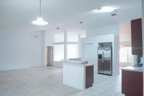 House in Davenport, Florida 5 bedrooms, 254.46 sq.m. № 1843886 - photo 23