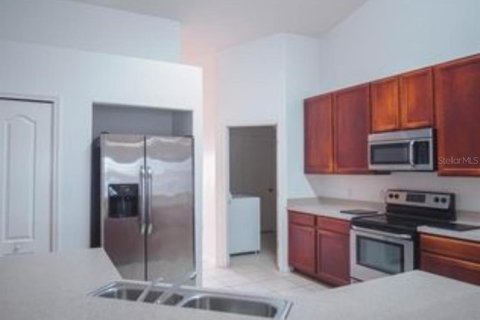 House in Davenport, Florida 5 bedrooms, 254.46 sq.m. № 1843886 - photo 26