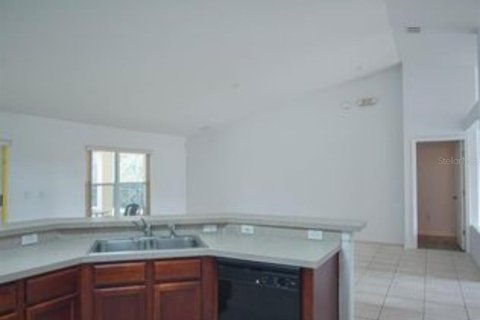 House in Davenport, Florida 5 bedrooms, 254.46 sq.m. № 1843886 - photo 27
