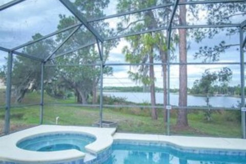 House in Davenport, Florida 5 bedrooms, 254.46 sq.m. № 1843886 - photo 5