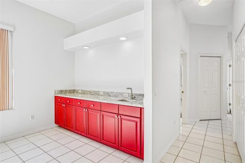 House in The Villages, Florida 3 bedrooms, 187.2 sq.m. № 2231662 - photo 21