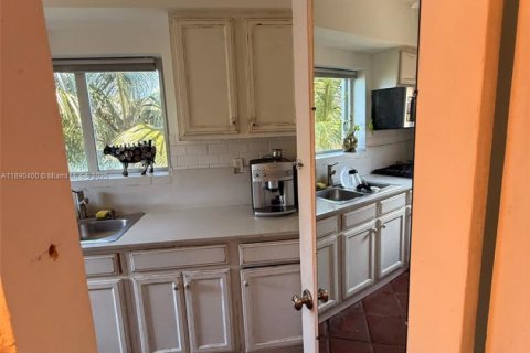 Copropriété à vendre à Miami Beach, Floride: 2 chambres, 82.68 m2 № 1943334 - photo 15