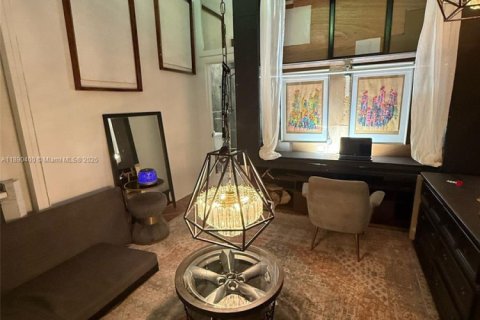 Copropriété à vendre à Miami Beach, Floride: 2 chambres, 82.68 m2 № 1943334 - photo 25