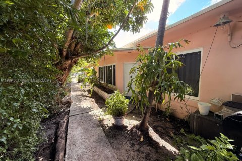 Copropriété à vendre à Miami Beach, Floride: 2 chambres, 82.68 m2 № 1943334 - photo 16
