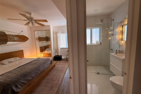 Copropriété à vendre à Miami Beach, Floride: 2 chambres, 82.68 m2 № 1943334 - photo 10