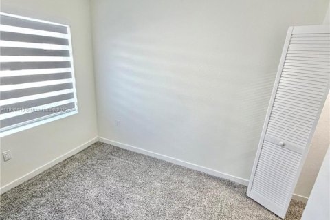 Commercial property in Homestead, Florida 1 bedroom, 129.88 sq.m. № 1950109 - photo 3