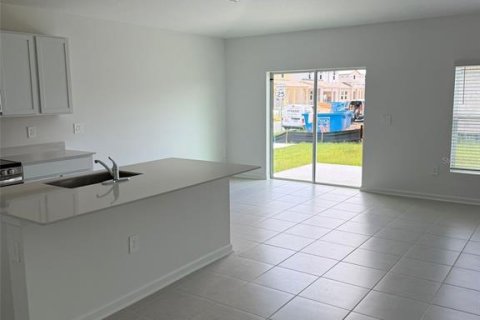 Casa en alquiler en Kissimmee, Florida, 4 dormitorios, 179.86 m2 № 1831870 - foto 10