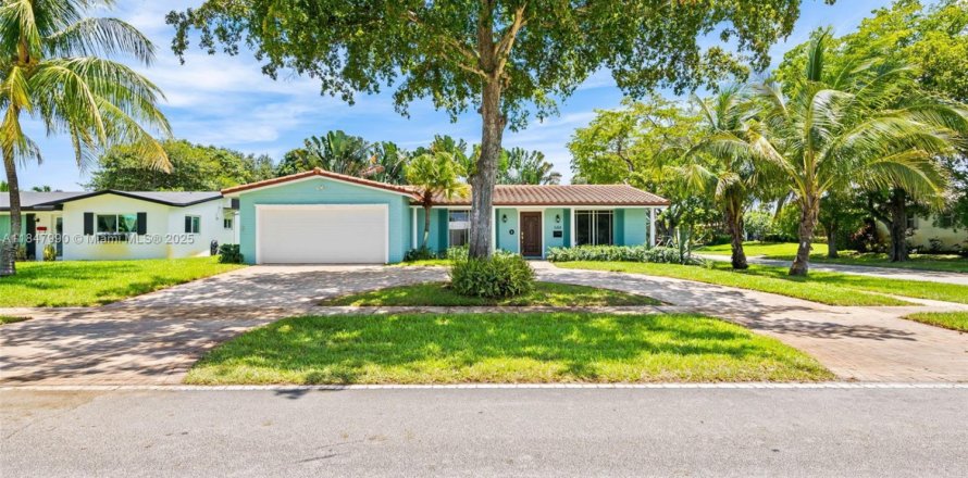 Casa en Hollywood, Florida 3 dormitorios, 155.7 m2 № 1849271