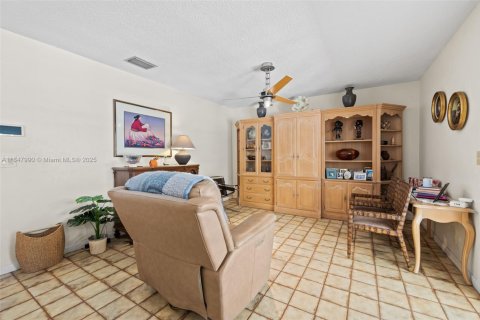 Casa en venta en Hollywood, Florida, 3 dormitorios, 155.7 m2 № 1849271 - foto 16