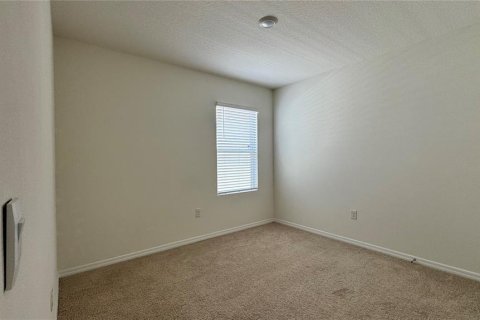 House in Kissimmee, Florida 4 bedrooms, 171.5 sq.m. № 2091399 - photo 9