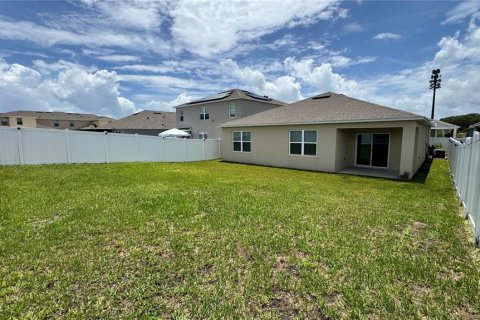 House in Kissimmee, Florida 4 bedrooms, 171.5 sq.m. № 2091399 - photo 12