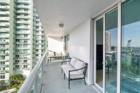 Condo in Miami, Florida, 1 bedroom  № 1997966 - photo 7