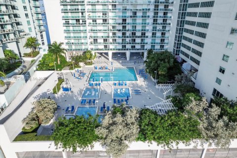Condo in Miami, Florida, 1 bedroom  № 1997966 - photo 19
