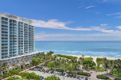 Кондоминиум с 2 спальнями в Майами-Бич, Флорида № 1960687