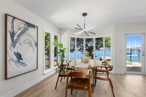 Villa ou maison à vendre à Largo, Floride: 3 chambres, 207.64 m2 № 2310023 - photo 24