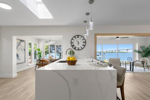 Villa ou maison à vendre à Largo, Floride: 3 chambres, 207.64 m2 № 2310023 - photo 16