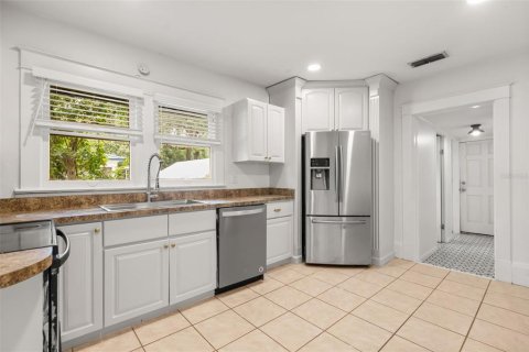 Villa ou maison à vendre à Orlando, Floride: 3 chambres, 133.59 m2 № 2400175 - photo 23