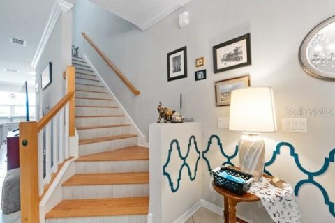 Townhouse in Tampa, Florida 3 bedrooms, 179.58 sq.m. № 2092728 - photo 8