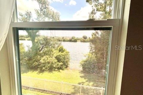 Townhouse in Tampa, Florida 3 bedrooms, 179.58 sq.m. № 2092728 - photo 22