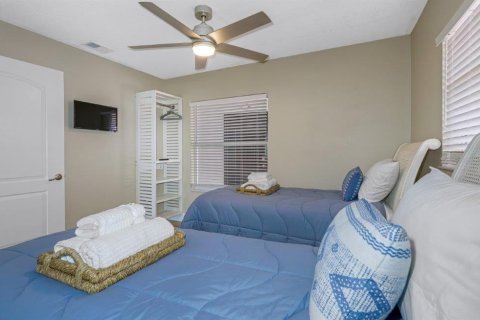 Commercial property in Tampa, Florida 7 bedrooms, 247.58 sq.m. № 2379766 - photo 27