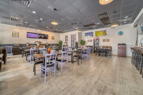 Propiedad comercial en venta en Pompano Beach, Florida № 1714383 - foto 23