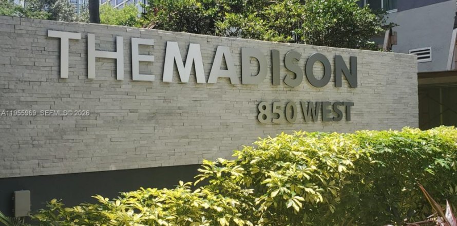 Condominio en Miami, Florida, 2 dormitorios № 2020421