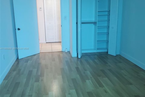 Condominio en alquiler en Miami, Florida, 2 dormitorios, 84.91 m2 № 2020421 - foto 12