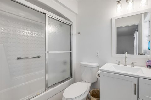 Duplex in New Smyrna Beach, Florida 2 bedrooms, 123.19 sq.m. № 1662374 - photo 22