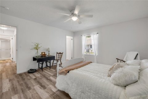 Duplex in New Smyrna Beach, Florida 2 bedrooms, 123.19 sq.m. № 1662374 - photo 20