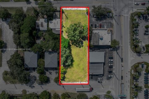 Land in Miami, Florida № 1952356 - photo 2