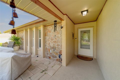 Villa ou maison à vendre à Spring Hill, Floride: 2 chambres, 159.14 m2 № 1909980 - photo 5