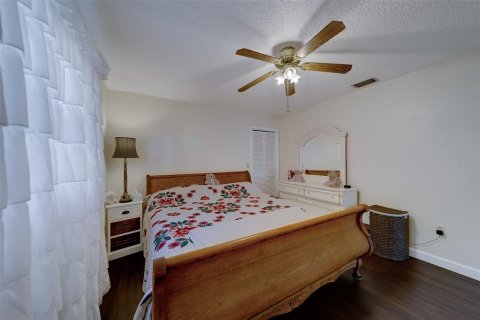 Villa ou maison à vendre à Spring Hill, Floride: 2 chambres, 159.14 m2 № 1909980 - photo 28