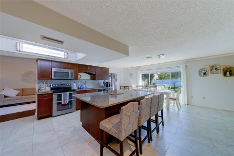 Villa ou maison à vendre à Spring Hill, Floride: 2 chambres, 159.14 m2 № 1909980 - photo 12