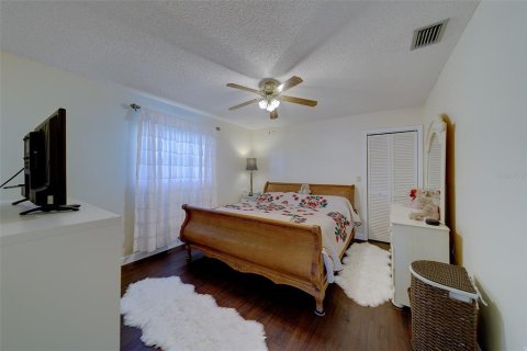 Villa ou maison à vendre à Spring Hill, Floride: 2 chambres, 159.14 m2 № 1909980 - photo 27