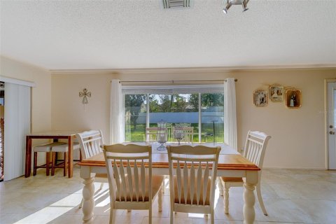 Villa ou maison à vendre à Spring Hill, Floride: 2 chambres, 159.14 m2 № 1909980 - photo 20