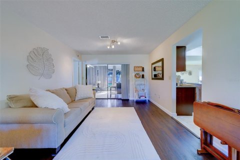 Villa ou maison à vendre à Spring Hill, Floride: 2 chambres, 159.14 m2 № 1909980 - photo 11