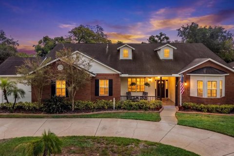 Casa en Riverview, Florida 4 dormitorios, 279.91 m2 № 2387304