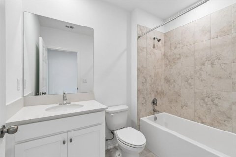 House in Lakeland, Florida 4 bedrooms, 214.88 sq.m. № 2093356 - photo 27