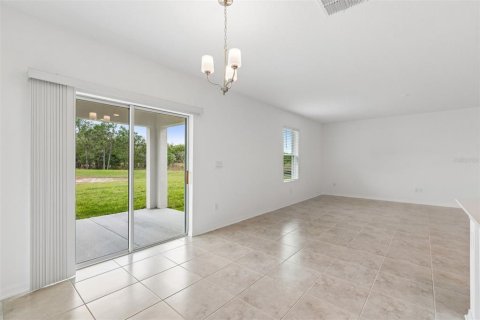 House in Lakeland, Florida 4 bedrooms, 214.88 sq.m. № 2093356 - photo 18