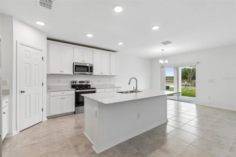 House in Lakeland, Florida 4 bedrooms, 214.88 sq.m. № 2093356 - photo 14