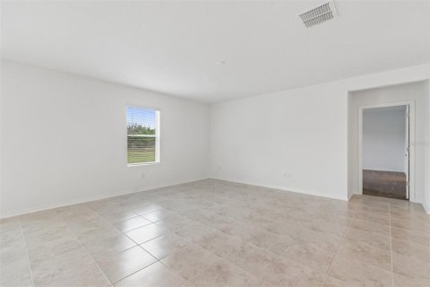 House in Lakeland, Florida 4 bedrooms, 214.88 sq.m. № 2093356 - photo 19