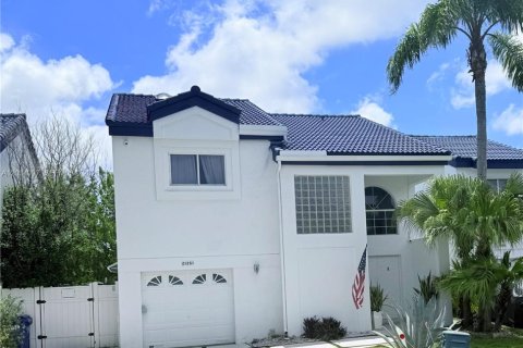 Villa ou maison à louer à Miami, Floride: 3 chambres, 172.24 m2 № 2154036 - photo 3