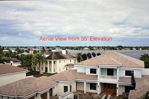 Villa ou maison à vendre à Jupiter, Floride: 3 chambres, 197.32 m2 № 939022 - photo 1