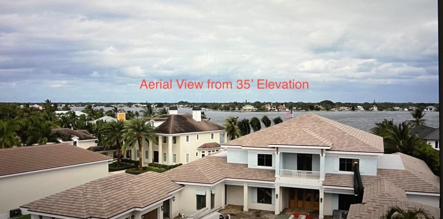 House in Jupiter, Florida 3 bedrooms, 197.32 sq.m. № 939022